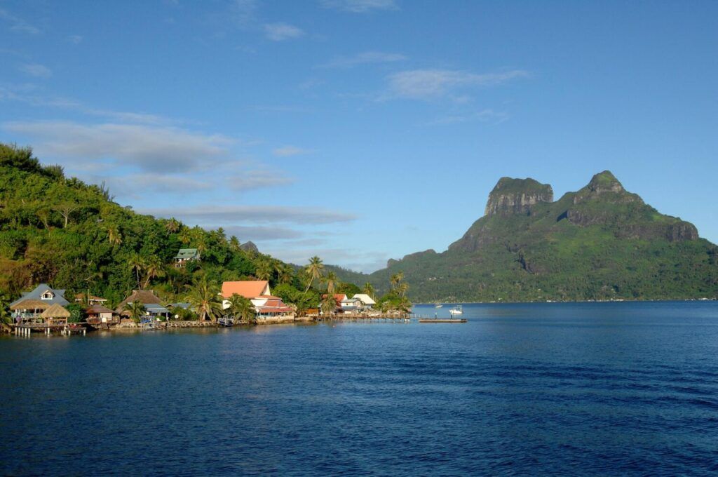 Vue de l'ile de Bora Bora, en Polynésie française